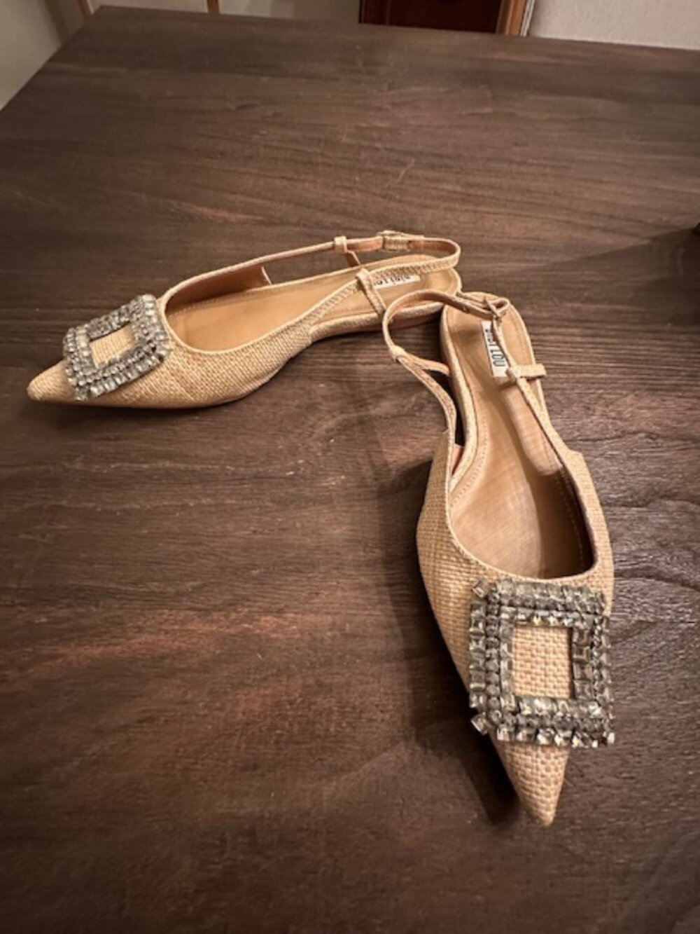 BiBiLou Sling-Back Flats with big Crystal Toe Embellishment